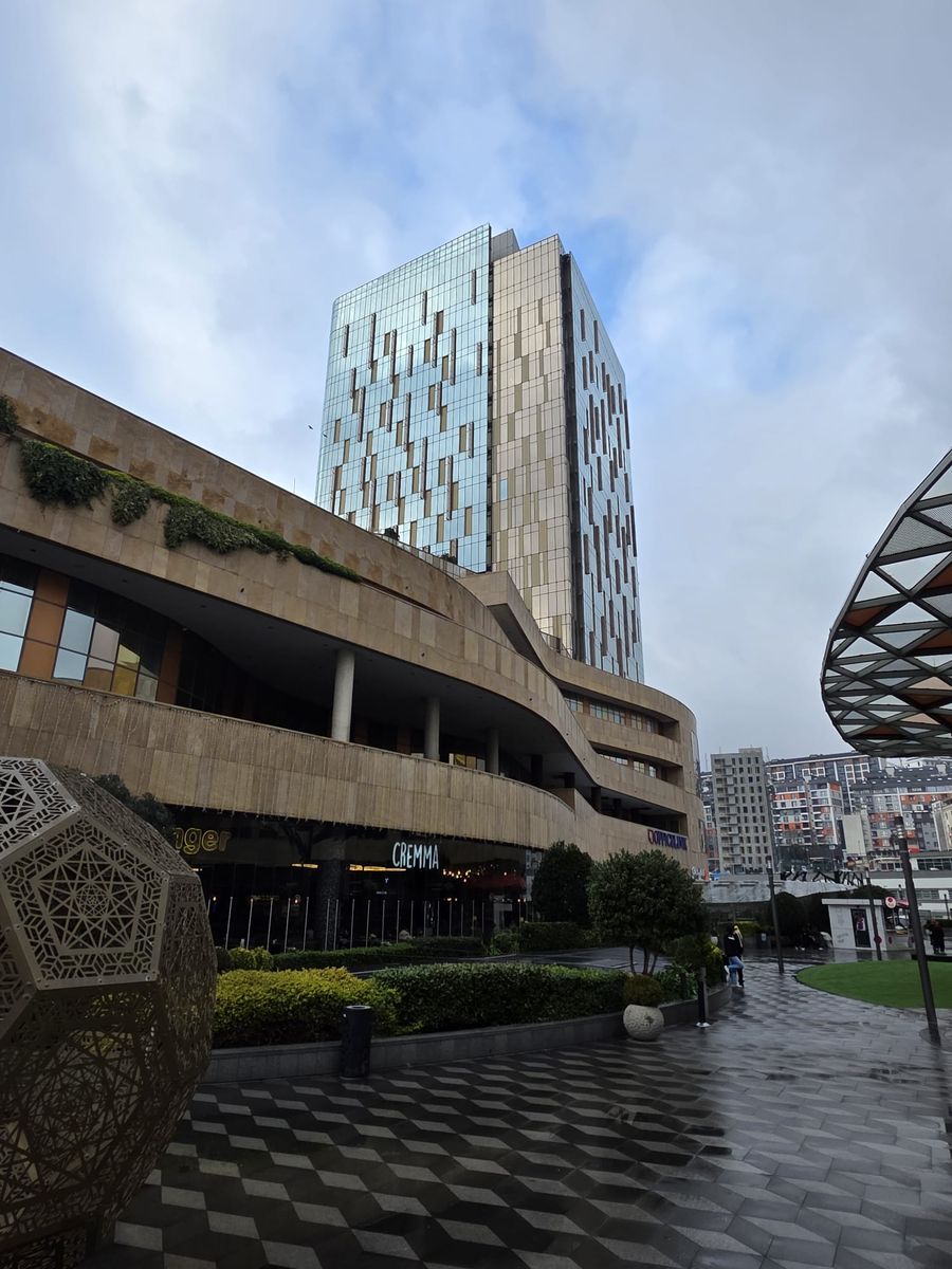 Human Key Offshore genel merkezinin bulunduğu Ritim İstanbul binası, Maltepe